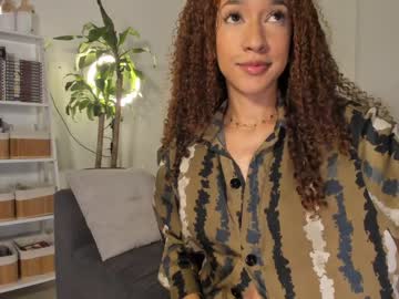 girl Sex Cam Older Woman with curlycharm