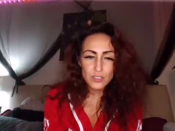 girl Sex Cam Older Woman with shalmeli90
