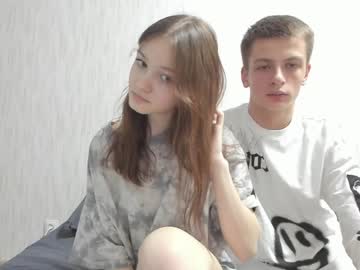 couple Sex Cam Older Woman with nico_favtoy