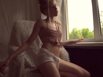 girl Sex Cam Older Woman with radiant_ada