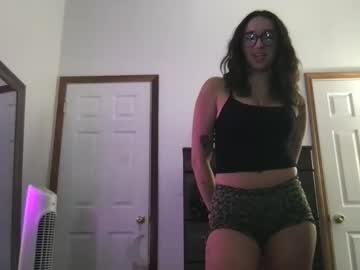 girl
        heyyitskhloe cam image #178217