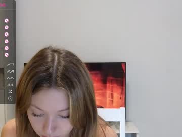 girl
        looveshow cam image #113566