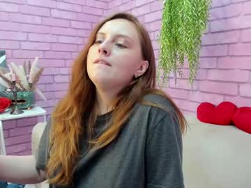 girl Sex Cam Older Woman with madelinejakson