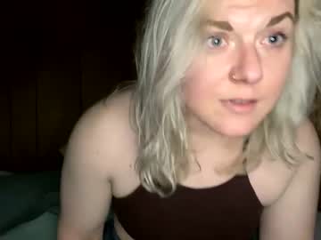 girl
        vml1989 cam image #141406