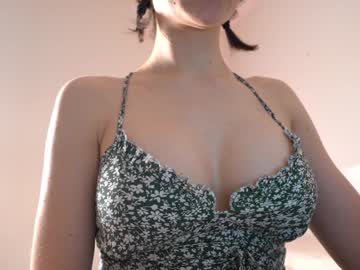 girl
        inoue__ cam image #189206