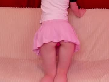 girl
        mevis_li cam image #245384