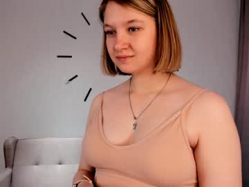 girl
        chelseagary cam image #156280