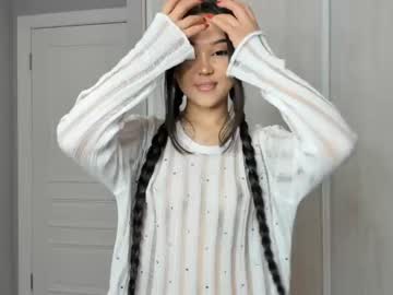 girl
        seeyoumin cam image #144431