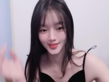 girl
        tangtang_99 cam image #138575
