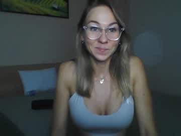 girl Sex Cam Older Woman with viktoriaaember