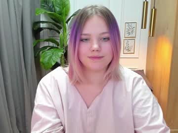 girl
        mollymirific cam image #135261