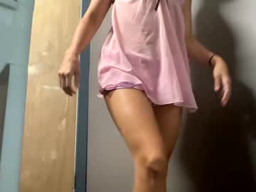 girl
        amberp44 cam image #184256