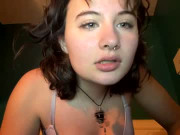 girl
        boobieshower420 cam image #39171