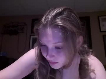 girl
        goldenrayaa cam image #83796