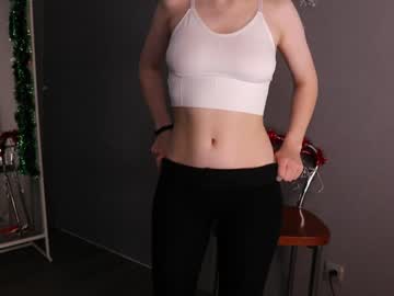 girl
        gayfarwell cam image #221086