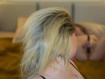 couple Sex Cam Older Woman with walery_luxuriousledy
