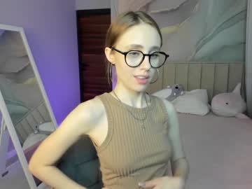 girl
        jecky_08 cam image #29215