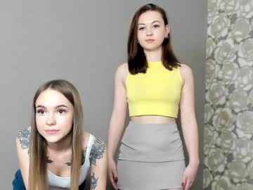 girl
        _katrin_pirs_ cam image #30177