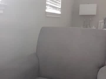 couple
        forallthedogz cam image #256128
