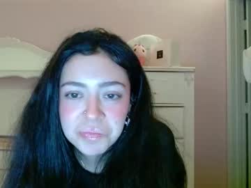 girl
        savina_jade cam image #227813