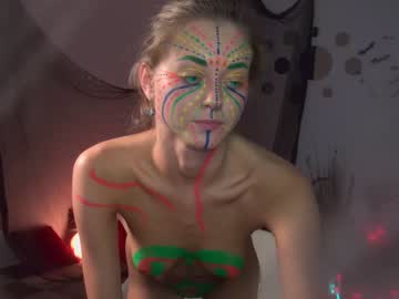 girl
        lettymoa cam image #10278