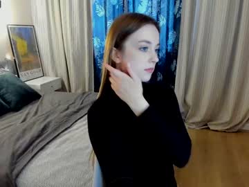 girl
        emi111_ cam image #83590