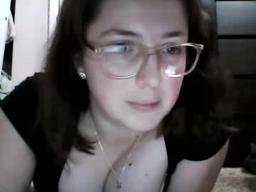 girl
        therealsydneypaige cam image #217723