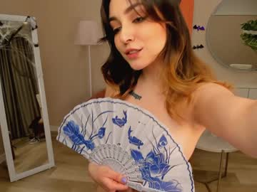 girl
        chloe_catherine_mykers cam image #7782