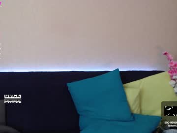 girl
        anna_bonbon cam image #30235
