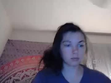 girl
        sexyann869 cam image #139734
