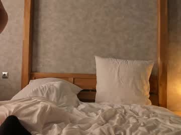 girl Sex Cam Older Woman with milka_bunny