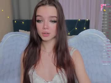 girl
        lizathebutter cam image #243035