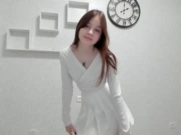 girl
        wwjoi cam image #130018
