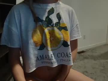 girl
        sunny_days777 cam image #186061