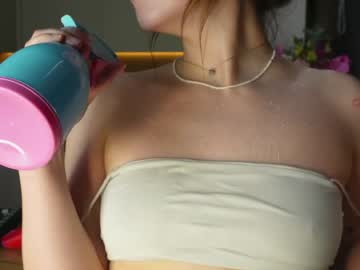 girl
        eva_cuty cam image #167588