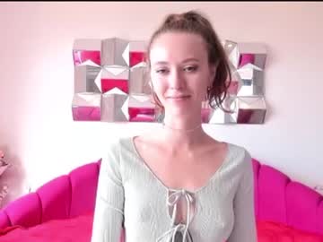 girl
        jessyj3 cam image #30539