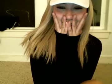girl
        liabunnyxo cam image #151240