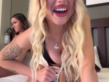 girl Sex Cam Older Woman with ninaeverly