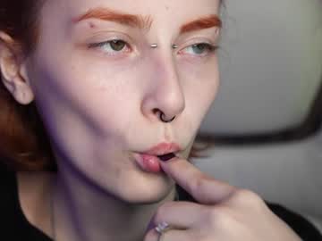 girl
        severs_enigma cam image #212717