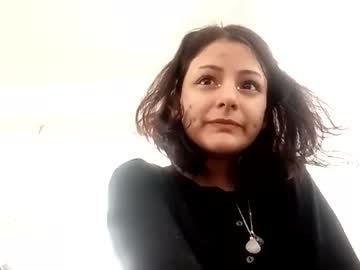 girl
        perseffone69 cam image #106476