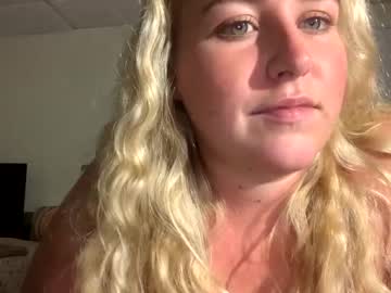 girl
        blonde4lyfe cam image #115889
