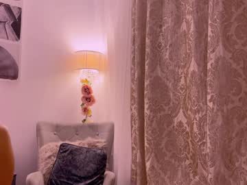 girl
        myassistant cam image #7808