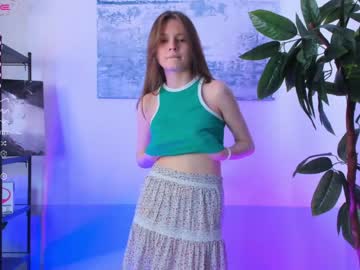 girl
        millamorni cam image #95894