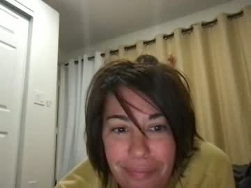 girl
        bigtittygoddess25 cam image #139931
