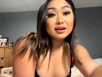 couple
        sunnybunnyhunny22 cam image #122743