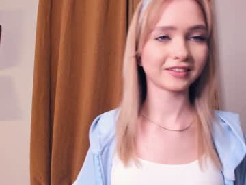 girl
        h0lyangel cam image #140672