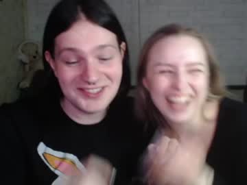 couple
        acid666kittens cam image #74624