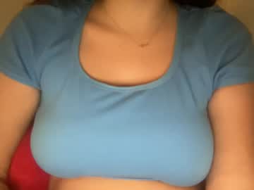 girl
        pinkkbubblez cam image #161237