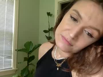 girl
        lusciouslucia222 cam image #172271