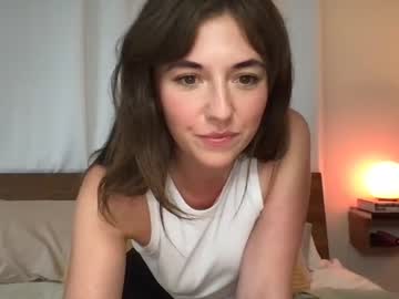 girl
        goodgreta cam image #123796